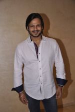 Vivek Oberoi at Nana Chudasma bday in CCI, Mumbai on 17th June 2014